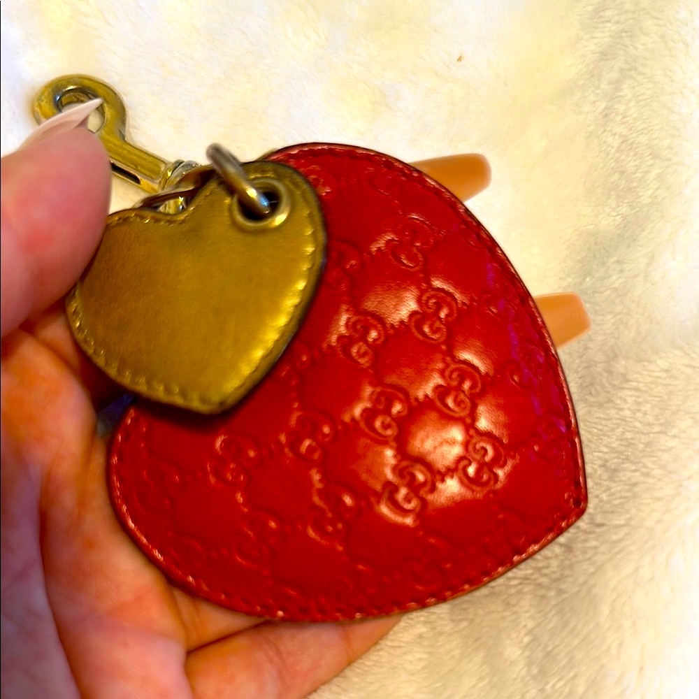 Gucci Red and Gold Key chain - Picture 2 of 4